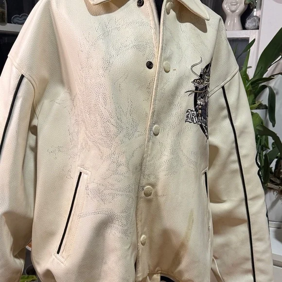 Cream Bomber Jacket with Dragon Embroidery - Picture 8 of 16